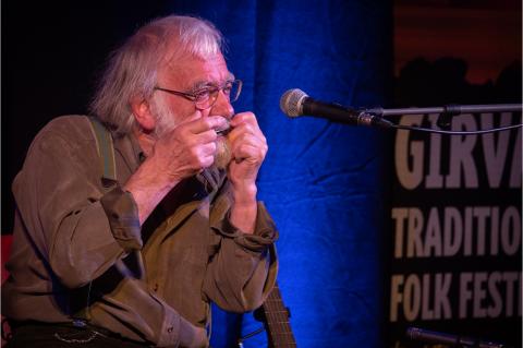 Dave Goulder - playing jews harp