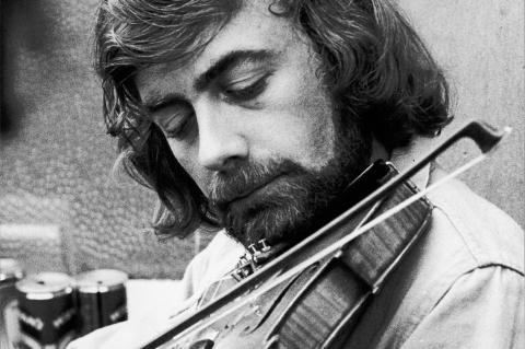 Aly Bain @ Kinross Festival. Photo by Peter Fairbairn, Living Tradition Archive